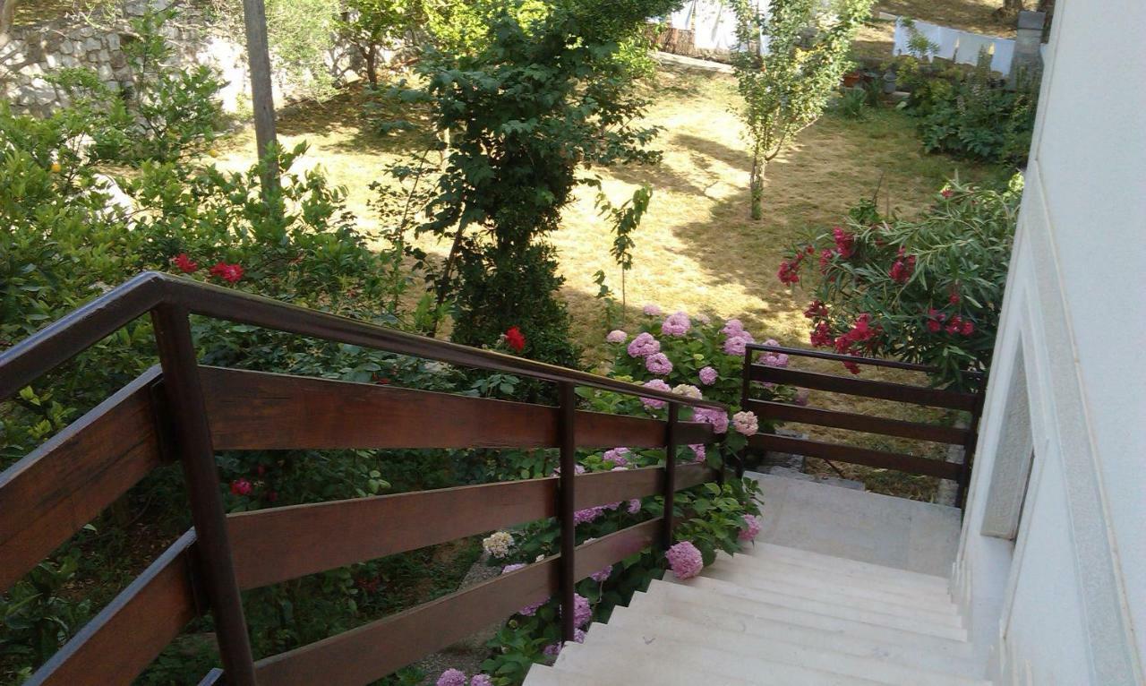 Villa Suzana Supetarska Draga Buitenkant foto